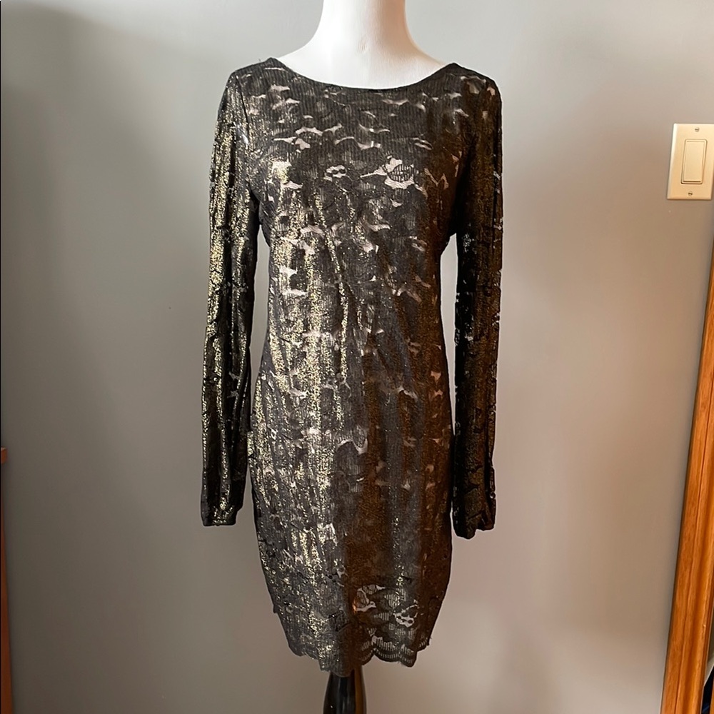 Audrey 3+1 Gray Long Sleeve Sheath Cocktail Dress